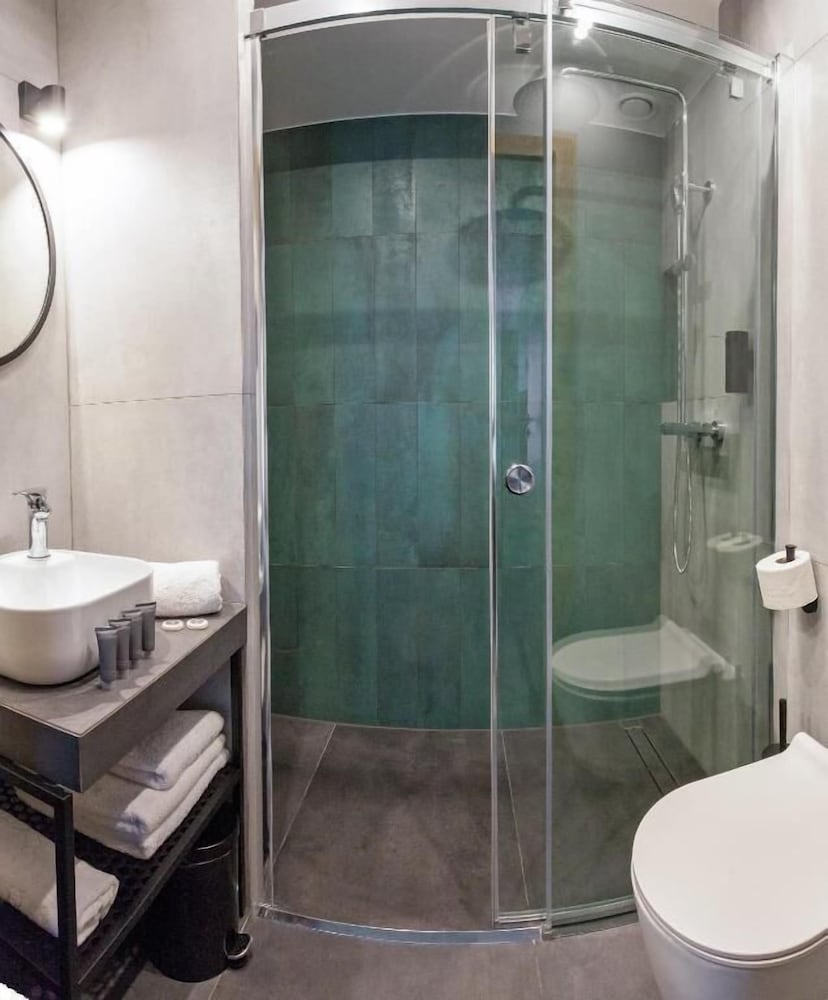 Premium Apartment - Photo 4
