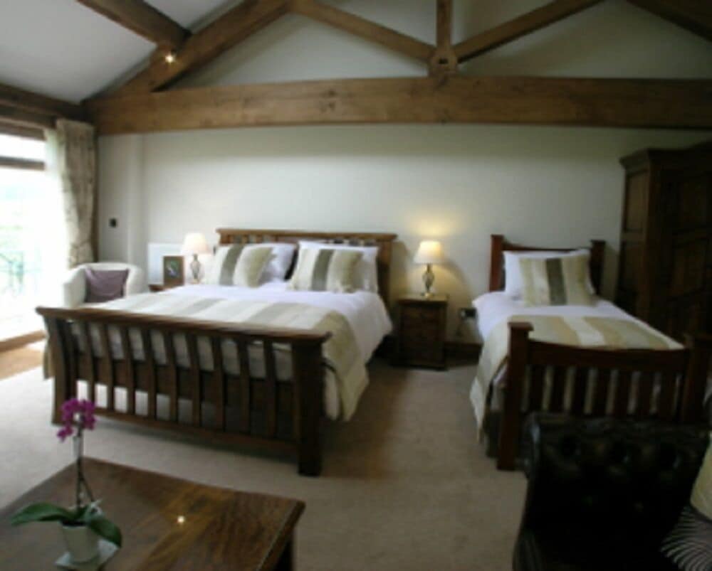 Super Deluxe Double Suite (Malhamdale) photo 3