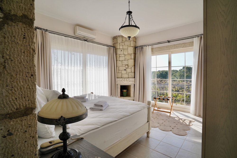 Deluxe Double Room, Balcony, Sea Facing