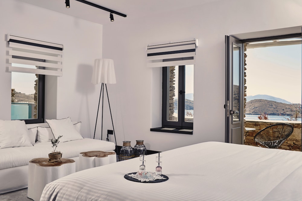 Suite, Private Pool, Sea View (Liostasi) - Photo 1