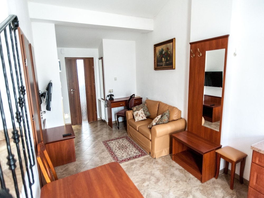 Standard Apartment (for 4 ) - Photo 6