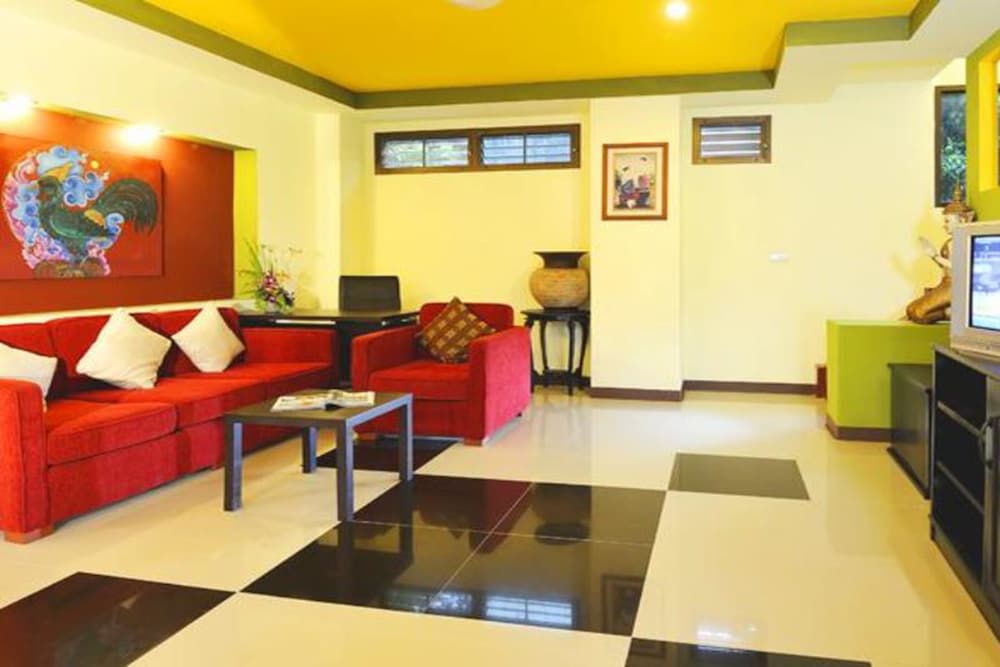Deluxe Family Room - Photo 10