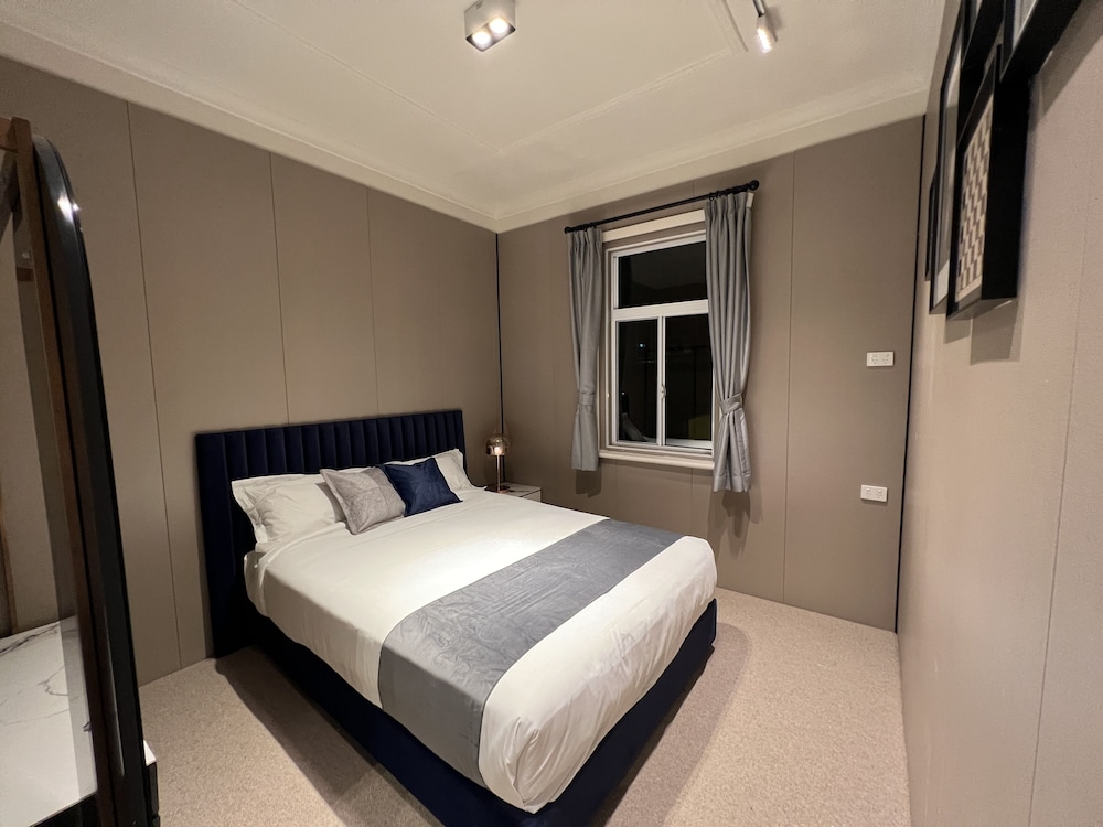 Deluxe Suite - Photo 3