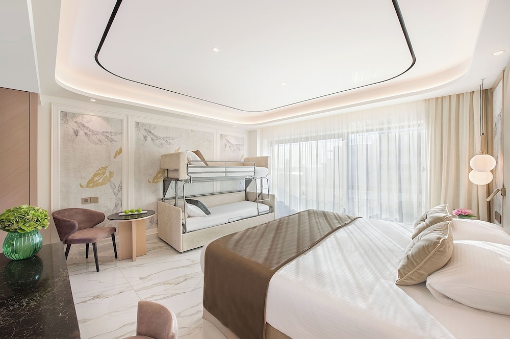 Premium Double Room - Photo 3