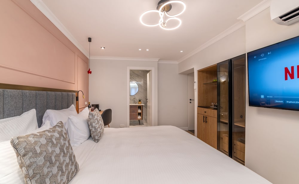 Economy Double Room (accessible by stairs only) - Photo 3