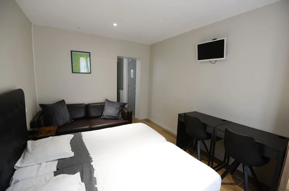 Basic Twin Room photo 1