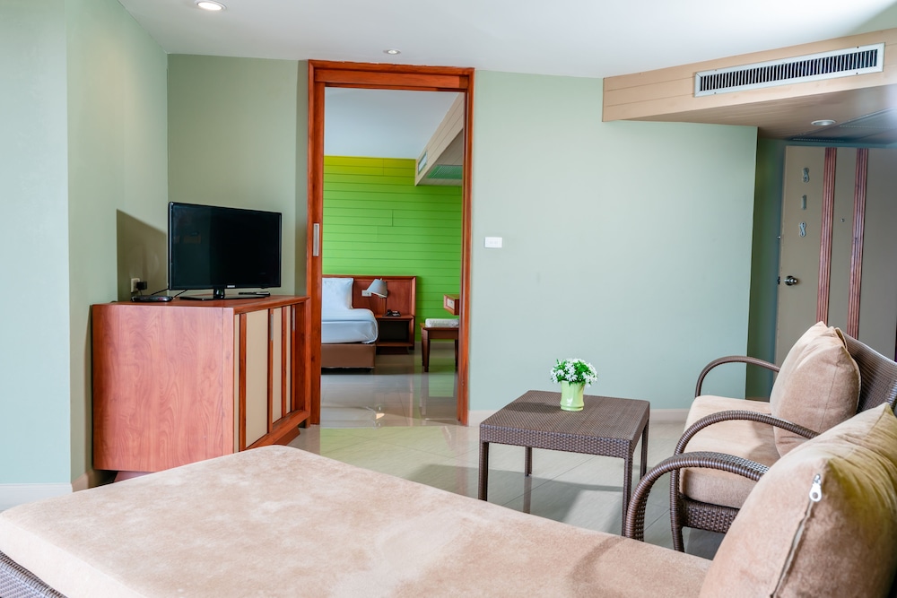 Junior Suite - Photo 1