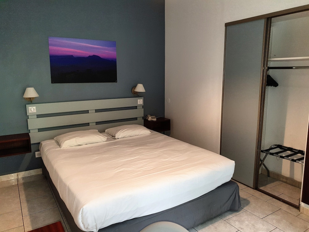 Classic Double Room, 1 Bedroom photo 2