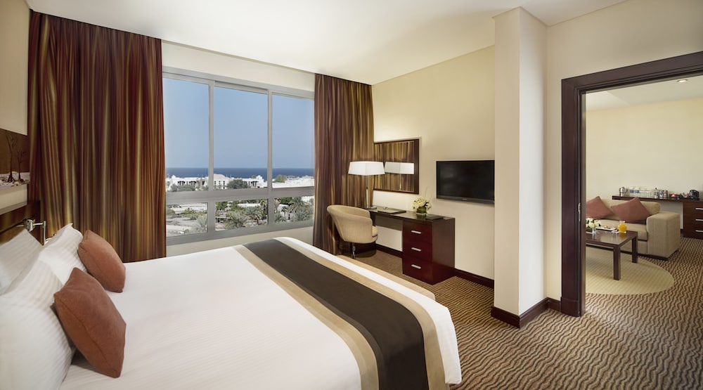 Suite, 2 Bedrooms (Seasons)
