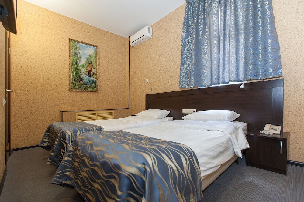 Economy Double Or Twin Room photo 1