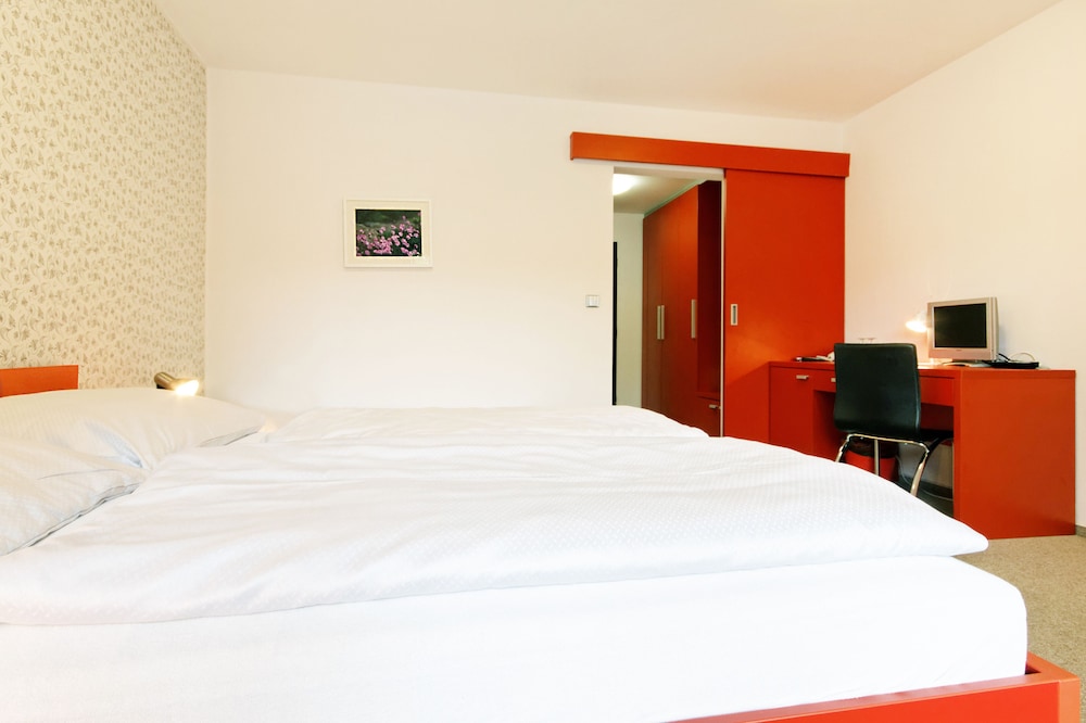 Deluxe Twin Room photo 1