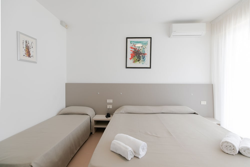 Premium Double or Twin Room, Balcony