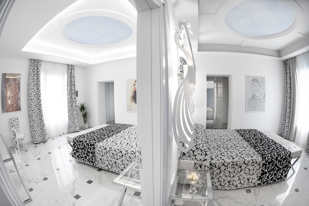 Luxury Quadruple Room, Garden Area photo 1