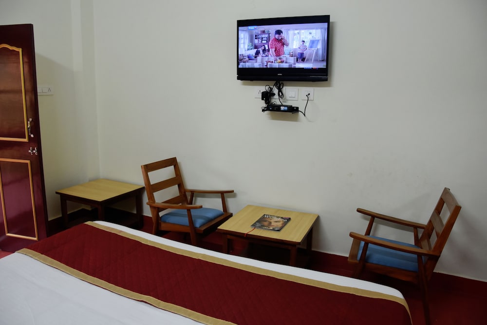 Deluxe Double Room, 1 King Bed, Non Smoking photo 3