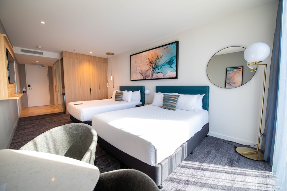 Superior Room, 2 Queen Beds - Photo 1