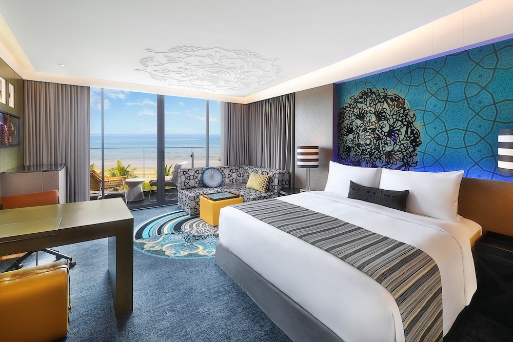 Fabulous Room, Room, 1 King Bed, Balcony - Photo 1