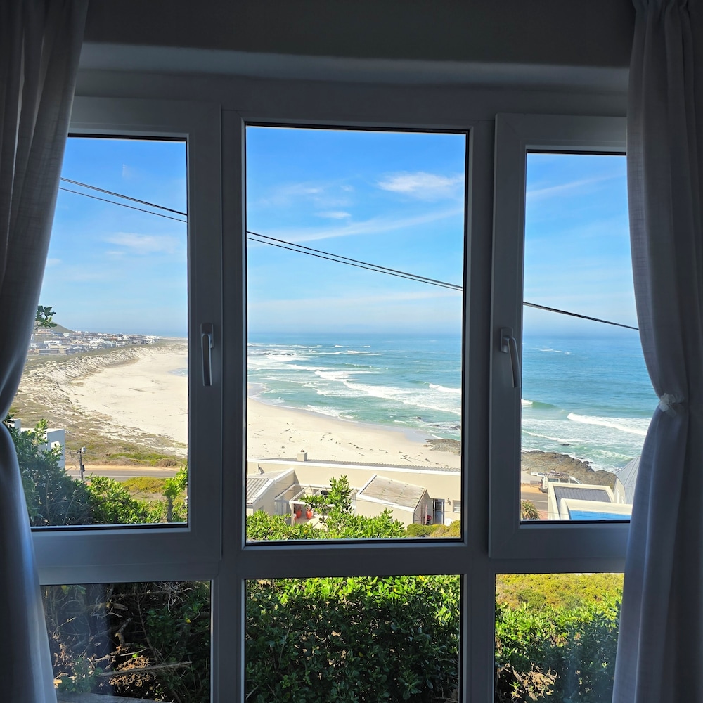 Deluxe Double Or Twin Room photo 1