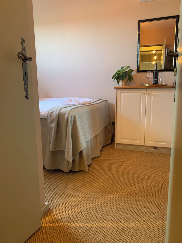 Classic Single Room photo 3