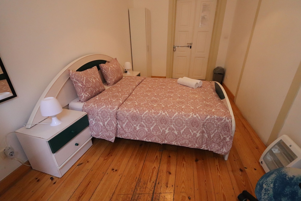 Basic Double Room, 1 Double Bed, City View photo 3