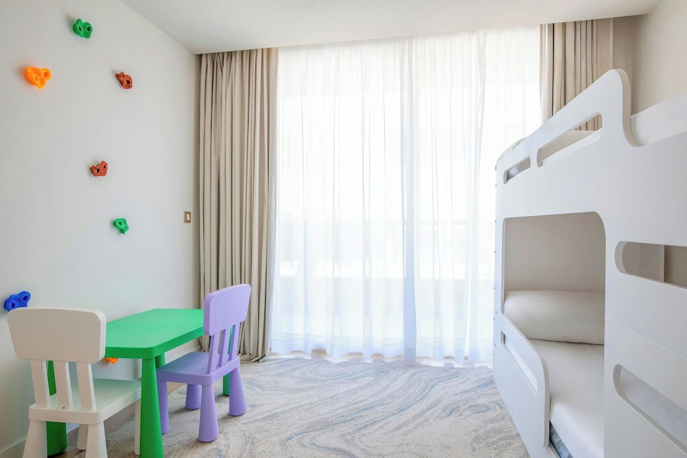 Family Suite, 3 Bedrooms, Balcony photo 2