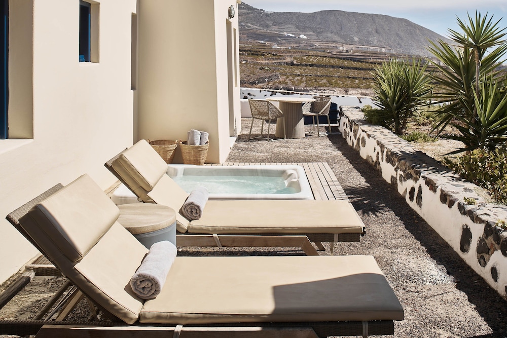Suite, 1 Bedroom (Balcony) - Photo 4