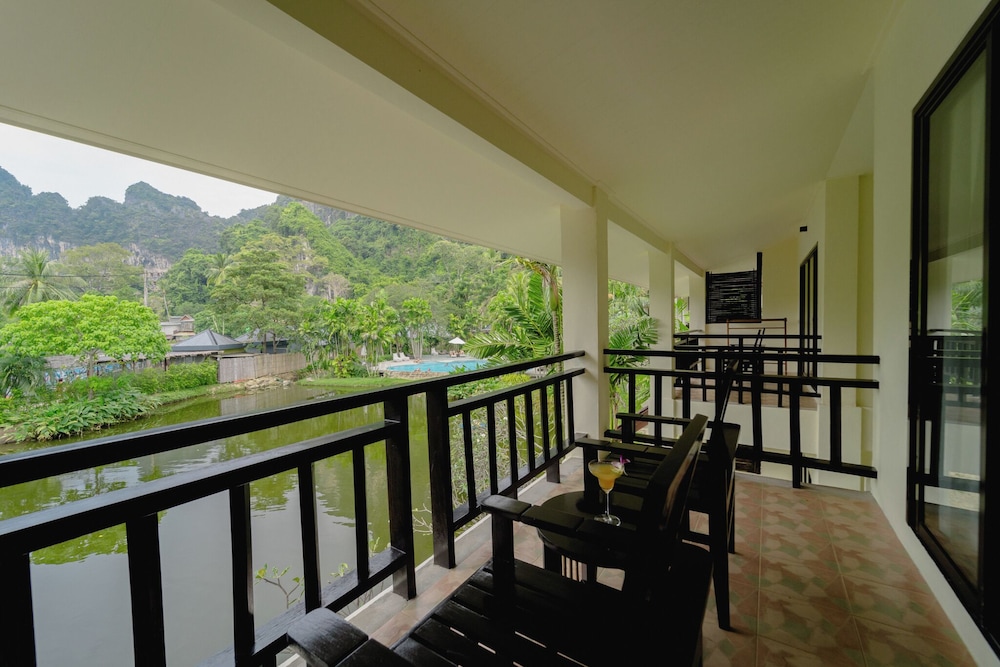 Premier Room - Photo 8