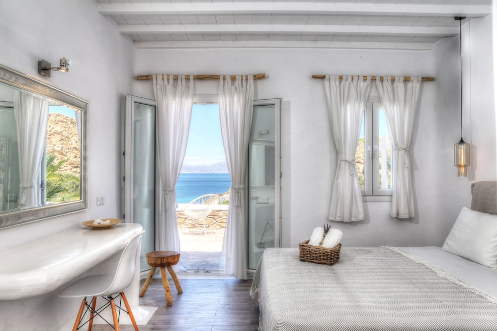 Deluxe Room, Sea View