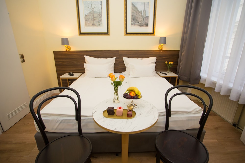 Comfort Room photo 3