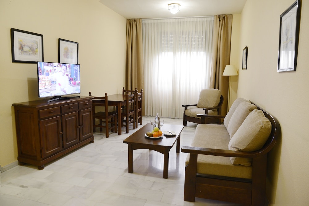 Double Room (with Living) photo 3