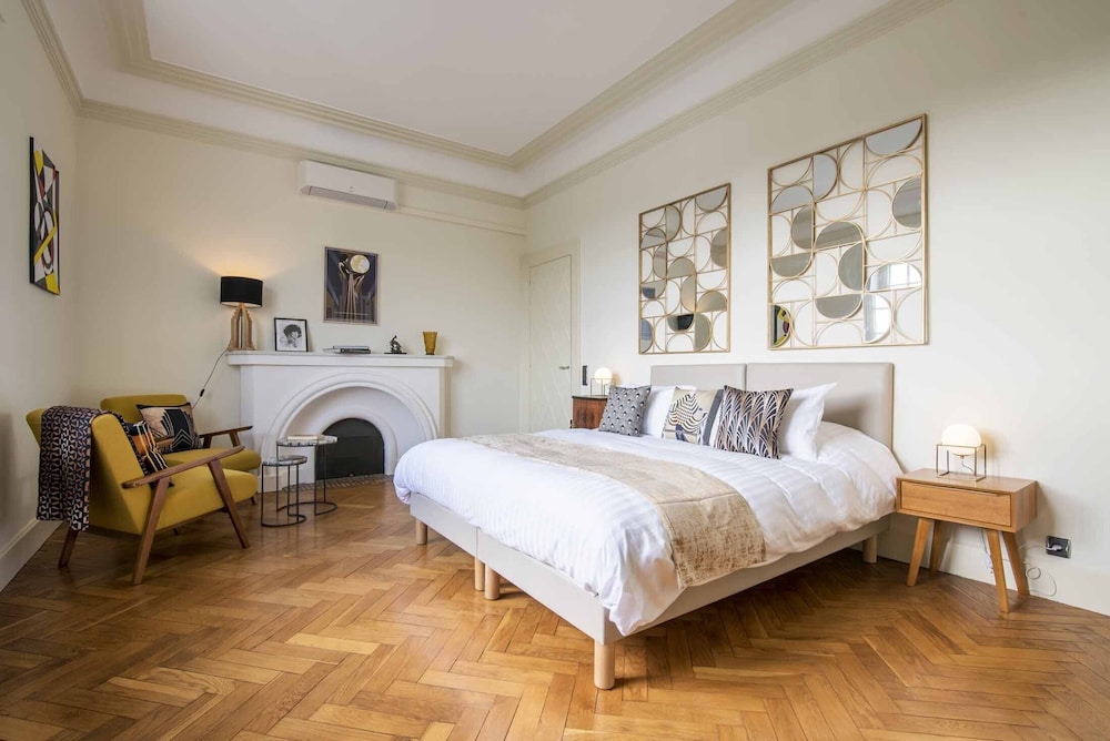 Deluxe Double Room, Private Bathroom, Canal View (Chambre 3) - Photo 1
