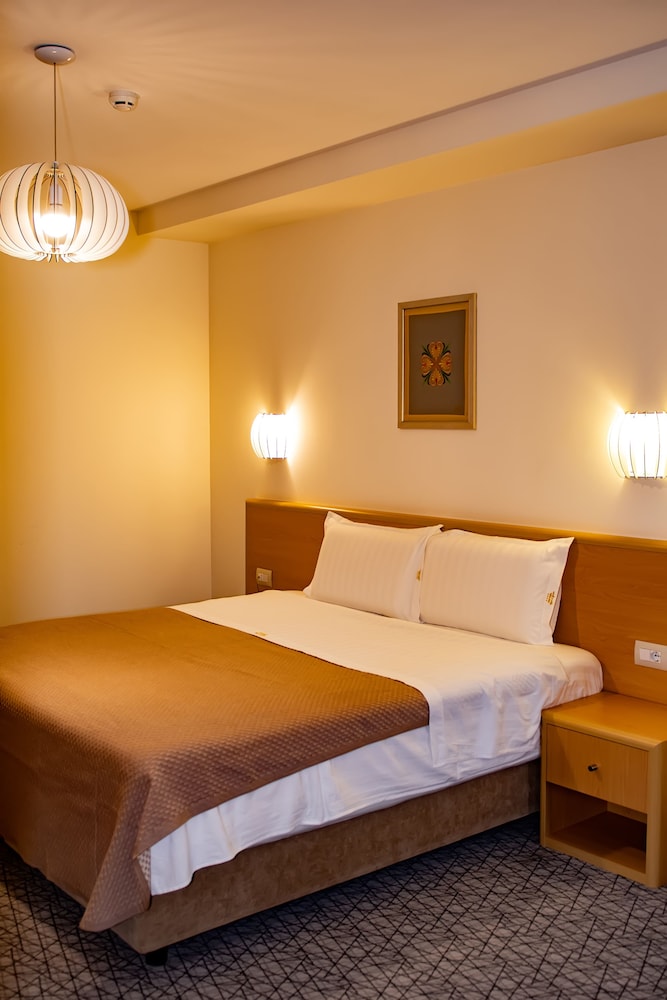 Superior Double Room Single Use, 1 King Bed photo 1