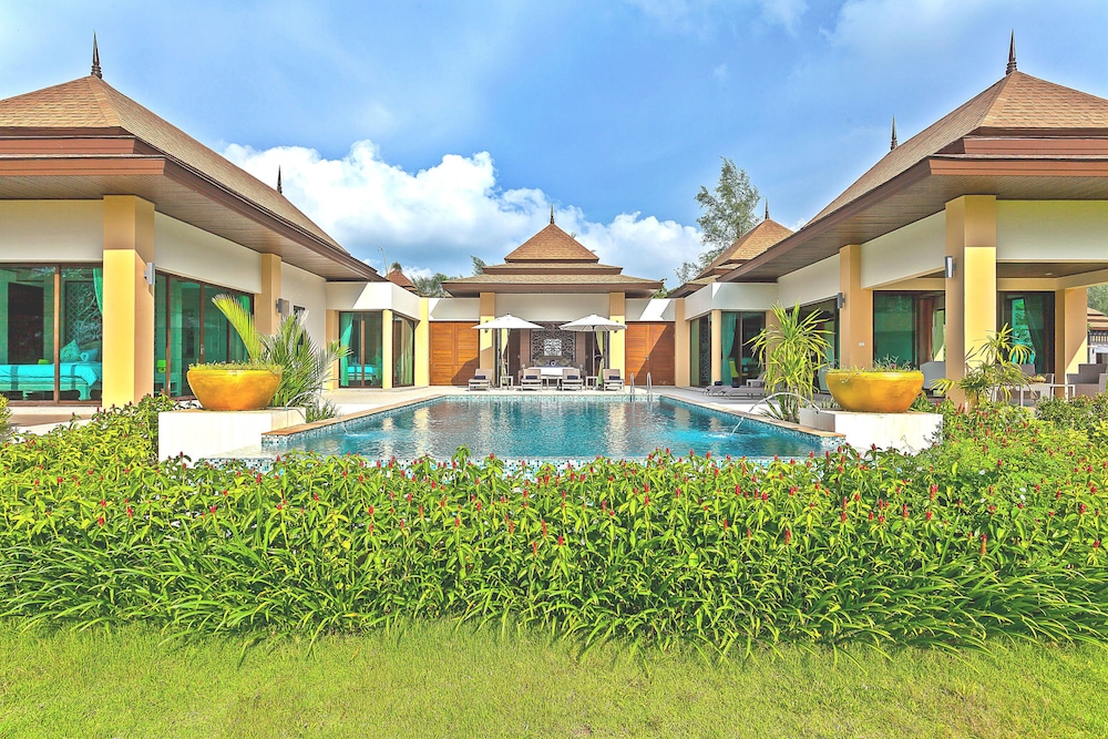 Luxury Villa, 3 Bedrooms, Private Pool, Beachfront photo 3