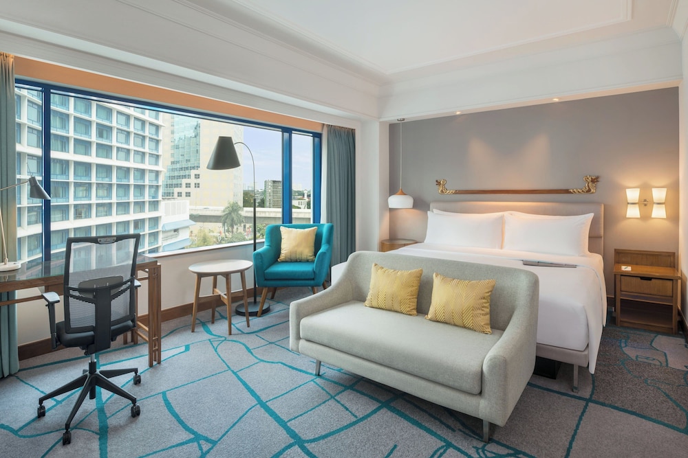 1 King Bed, Deluxe Guest Room