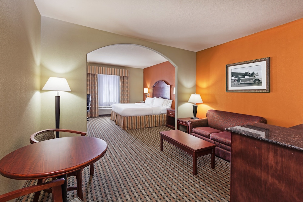 Standard Room, 2 Queen Beds photo 3