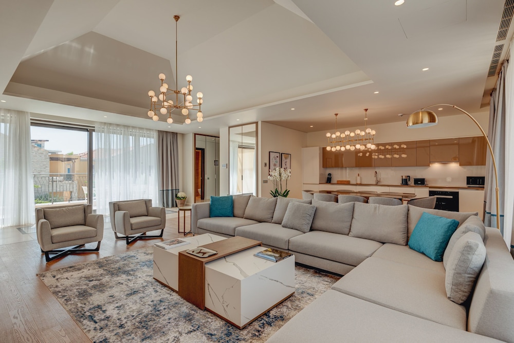 Room, 1 King Bed, Accessible (2 Bedrooms - Bonaca Village Suite)