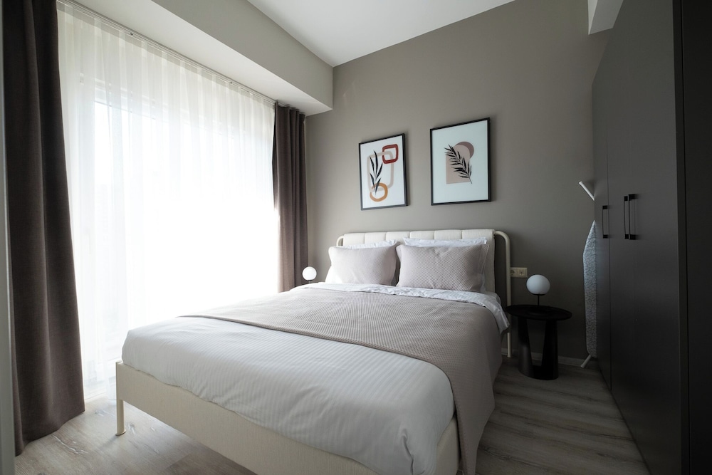 Basic Apartment