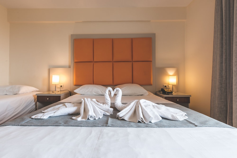 Deluxe Double or Twin Room, 1 Bedroom, Private Pool