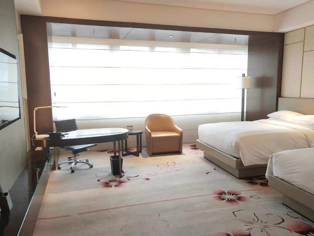 Deluxe Room, 2 Double Beds photo 3