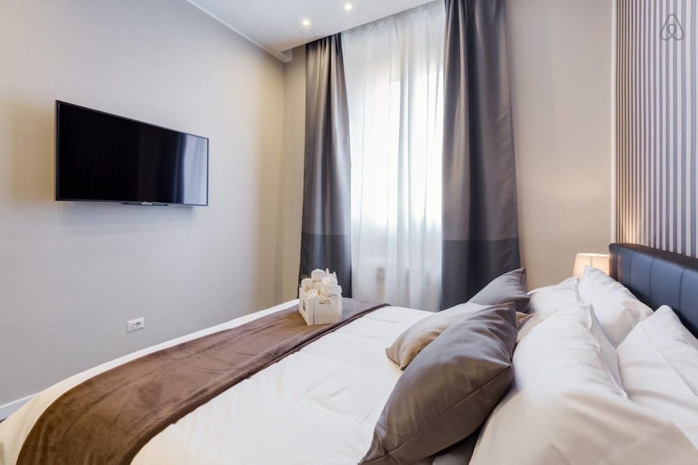 Deluxe Double Room, 1 Bedroom, City View photo 3