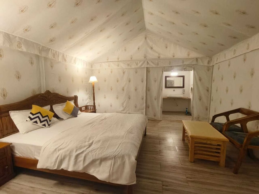 Superior Tent