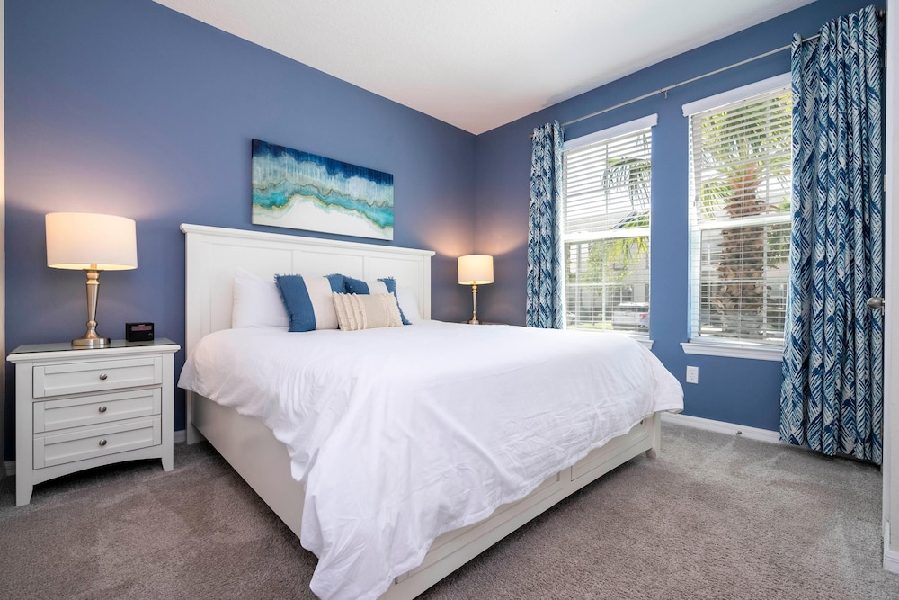 House, Multiple Beds (1543 Cp - Opulent 4br Townhome: Priva)
