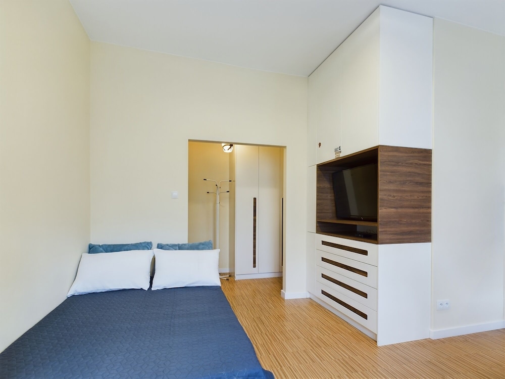 Studio, Kitchen