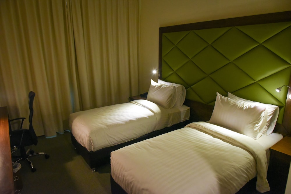 Deluxe Double or Twin Room, 1 Bedroom - Photo 12
