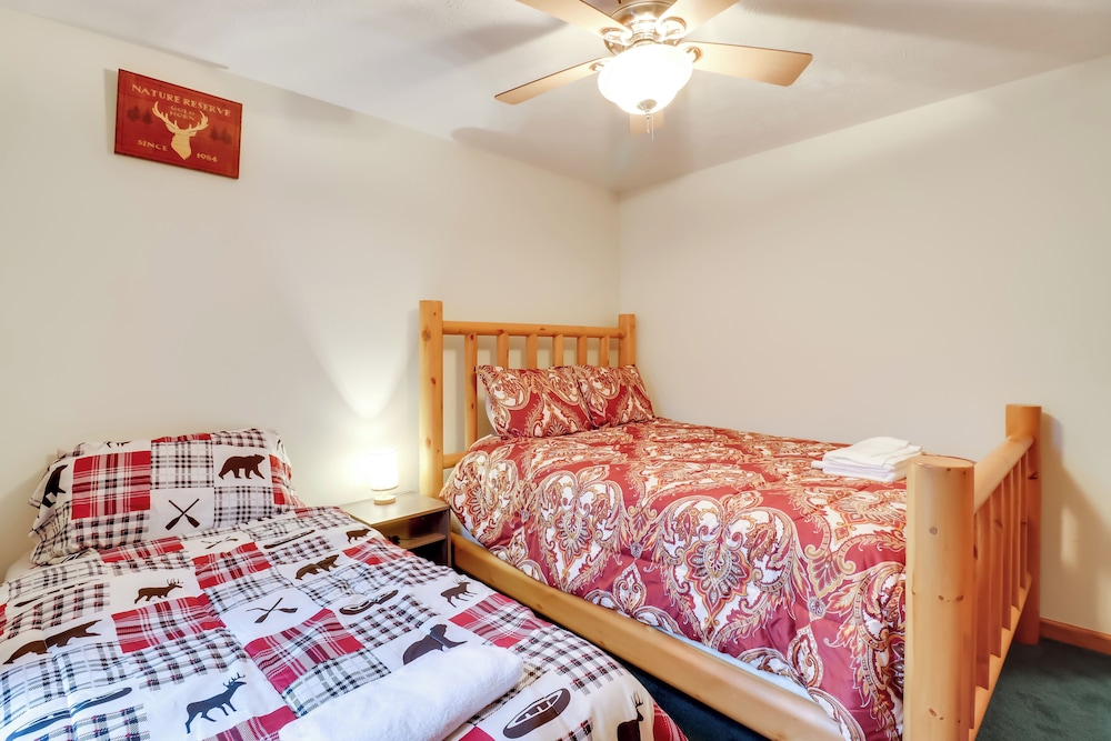 House (4 Bedrooms) photo 2