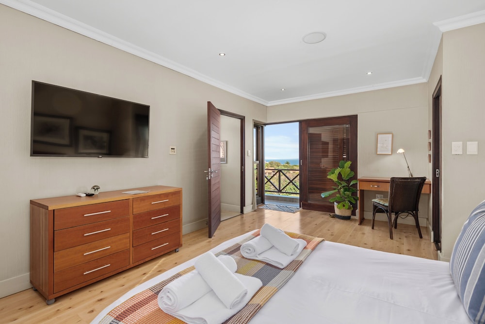 Luxury Villa, 4 Bedrooms photo 1