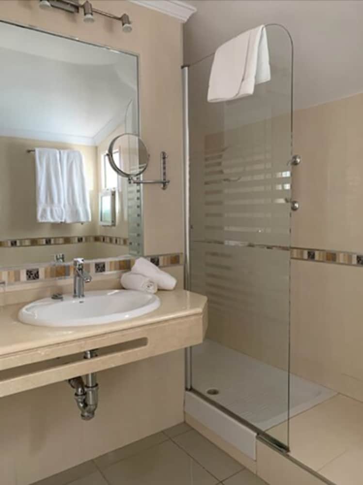 Traditional Twin Room, Terrace, Sea View - Photo 10