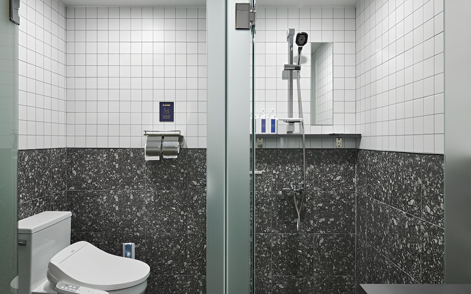 Room (Premium with PC (2 High Performing PC) - Photo 8