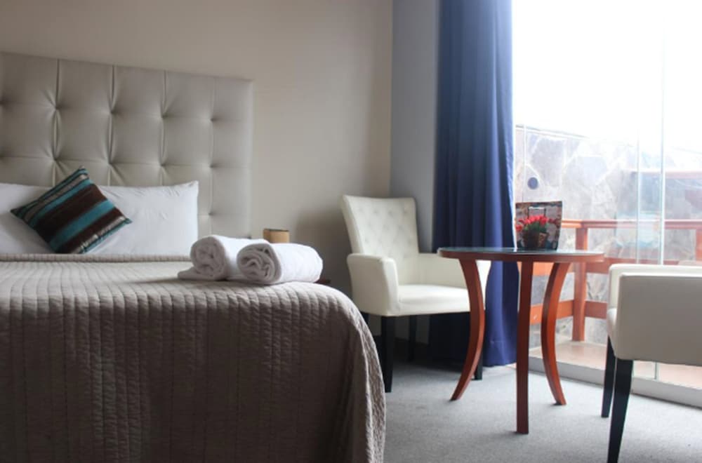 Family Room photo 1
