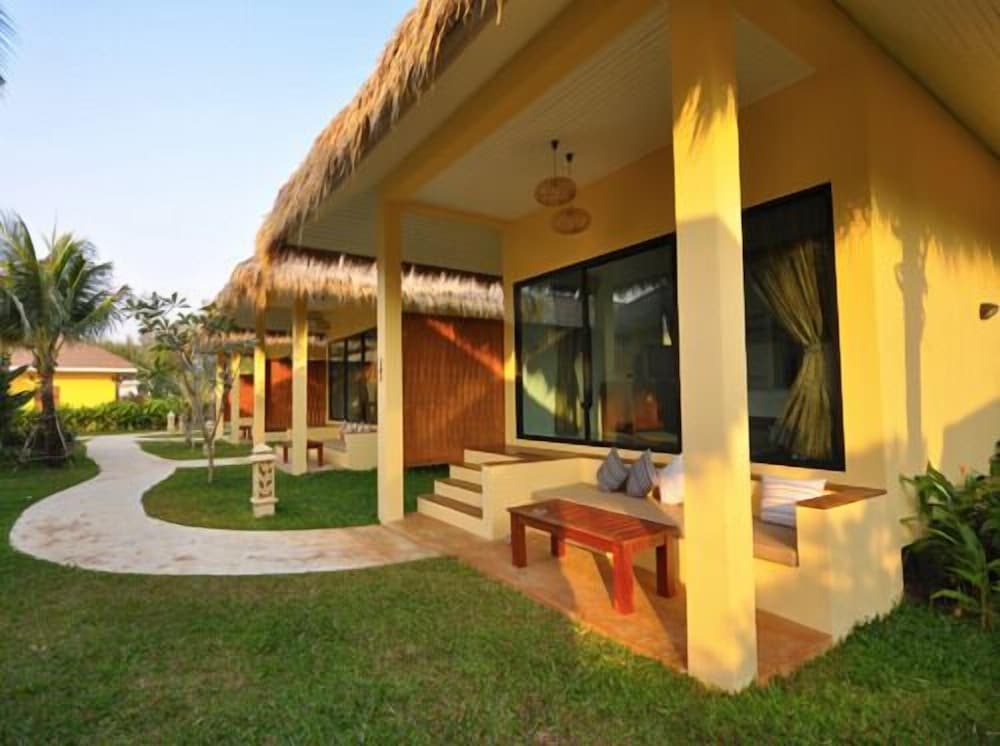 Sea View King Bed With Breakfast photo 2