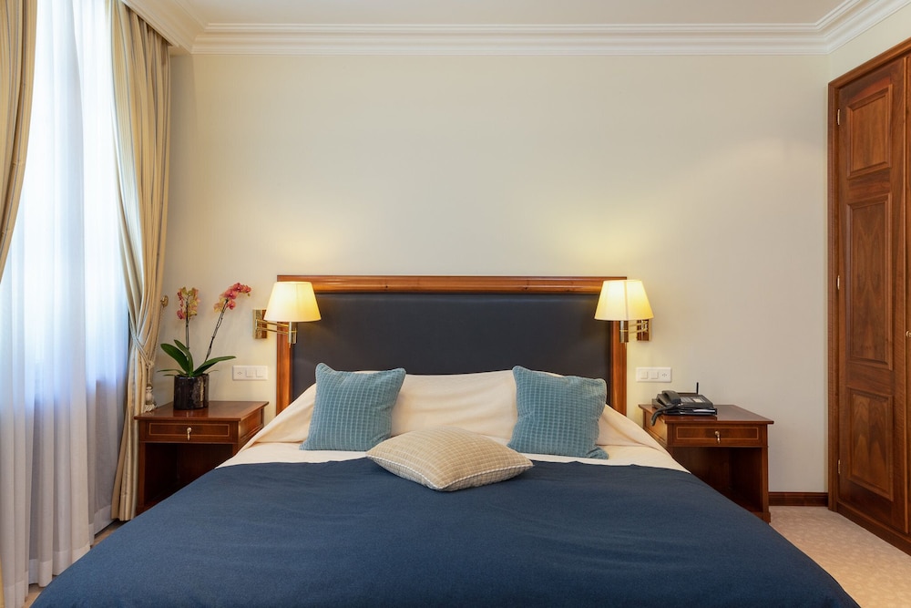 Superior Double Room (Mountain)